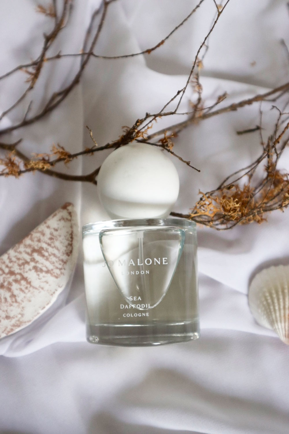 Die Jo Malone Blossom Kollektion 2022 ist eine Hommage an Sardinien und sorgt für sommerlich-duftende Insel-Vibes.