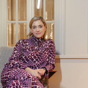 Beauty-Pionierin Susanne Kaufmann redet im exklusiven Interivew auf sonrisa über die neue Age Restorative Skincare Linie und verrät ihren besten Beauty-Tipp.