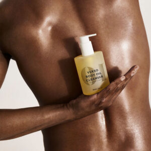 Schnell und effizient: In der Rubrik Beauty-Quickie stellt sonrisa praktische Kosmetik-Artikel vor, mit denen sich wertvolle Zeit einsparen lässt - wie etwa das neue Verso Body Oil, zu dem es alle Informationen auf einen Blick gibt.