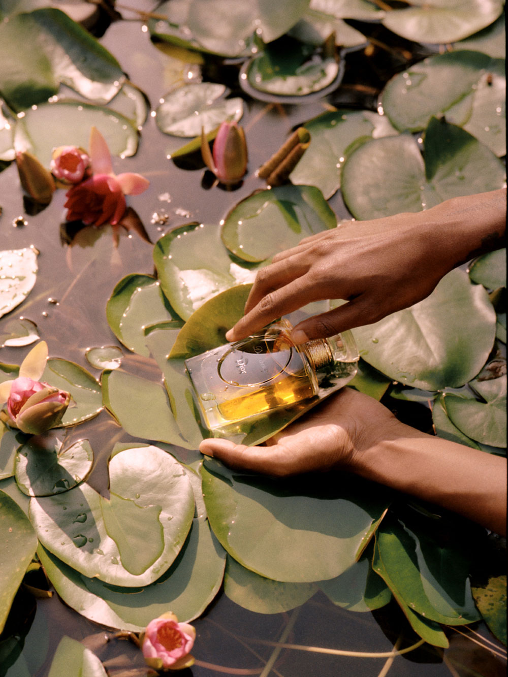 Pssst! sonrisa verrät Dir, wie Du zu einem exklusiven Hair-Styling von Dyson kommst im annabelle House of Beauty.