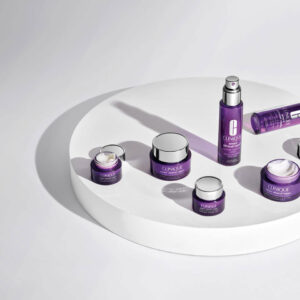 Auf sonrisa gibt es aus erster Hand alle Informationen zur neuen Clinique Smart Repair Wrinkle Correcting Cream zum Nachlesen.