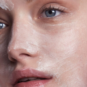 In den Beauty-News vom September 2022 auf sonrisa.ch findest Du eine Übersicht mit den besten Lancierungen aus dem Beauty-Kosmos.