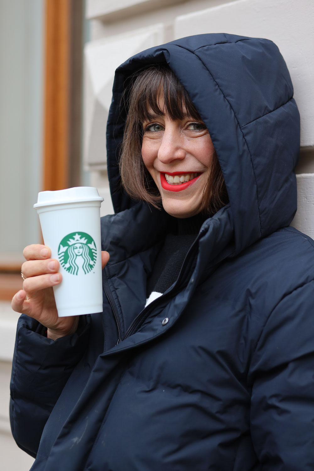 Weil jeder Tag auch "Tag des Kaffees" ist, verlost sonrisa zwei exklusive Sets von Starbucks. 