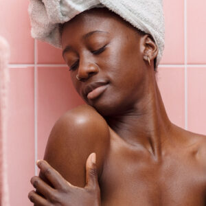 In den Beauty-News vom November 2022 auf sonrisa.ch findest Du eine Übersicht mit den besten Lancierungen aus dem Beauty-Kosmos.