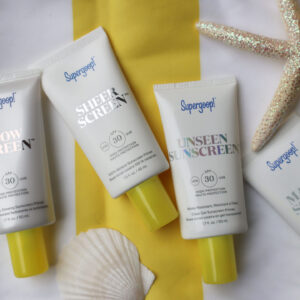 Beauty-Review: Gastbloggerin Aimee Baumgartner hat vier Bestseller von Supergoop ausprobiert und berichtet auf sonrisa von ihren Erfahrungen.