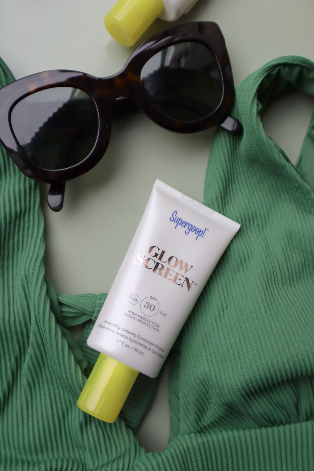 Beauty-Review: Gastbloggerin Aimee Baumgartner hat vier Bestseller von Supergoop ausprobiert und berichtet auf sonrisa von ihren Erfahrungen.