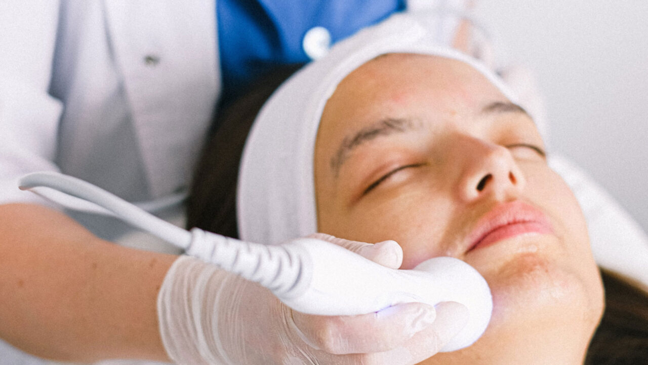 Vorbereitung ist alles: sonrisa hat Profis gefragt, welche Beauty-Treatments man im Winter machen sollte, um bestens gerüstet zu sein für den Sommer.