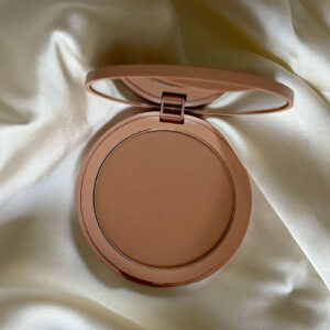 Sunkissed ohne Risiko: In der exklusiven Bronzer Masterclass auf sonrisa gibt es die besten Beauty-Hacks und Tipps von Profis für den Frühling 2024!