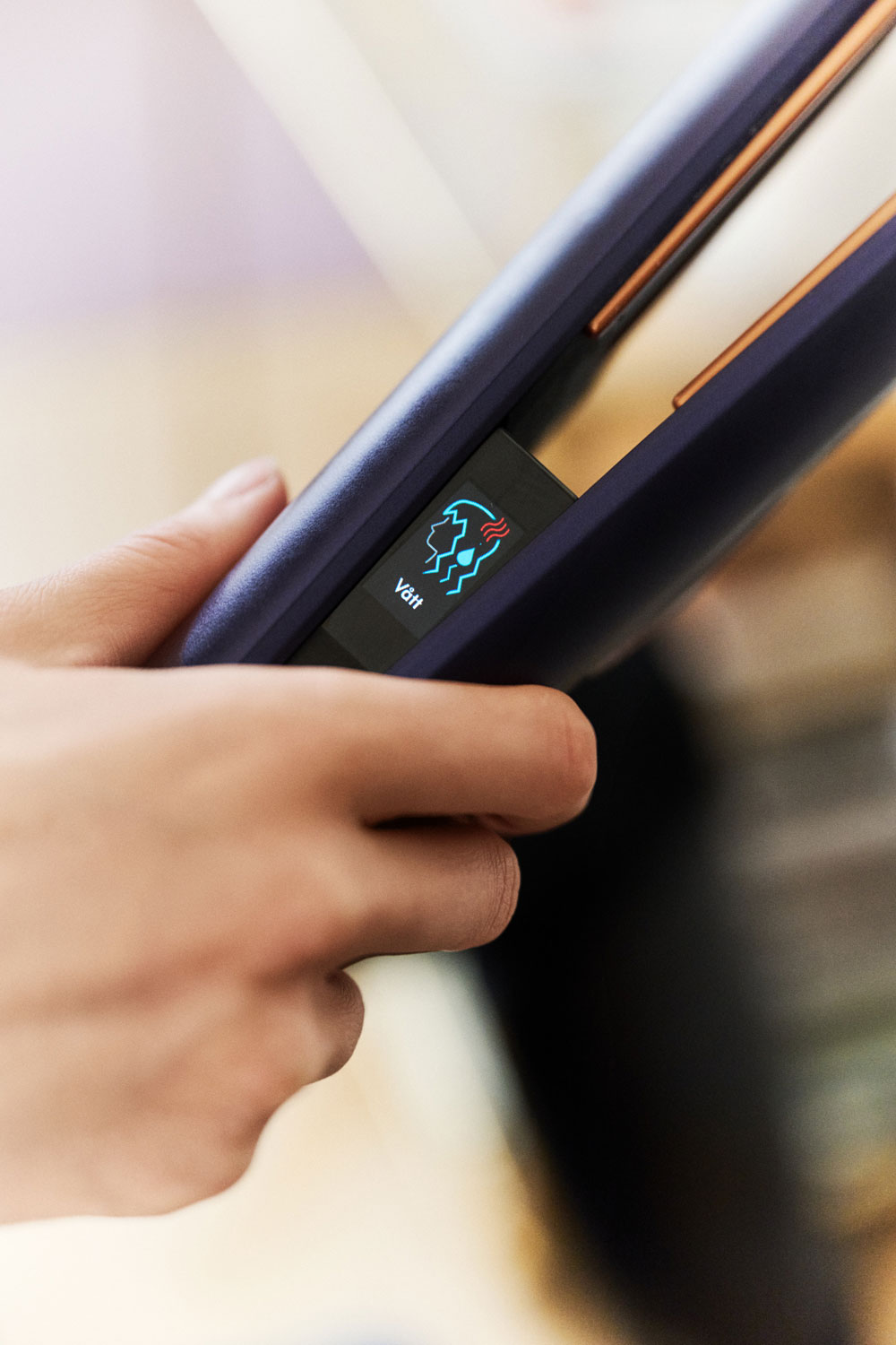 Von Innovation bis Inspiration: Auf sonrisa gibt es einen ausführlicher Testbericht über den neuen Dyson Airstrait mit meinen persönlichen Erfahrungen zum neuen Stylingtool, von dem gerade die ganze Beauty-Community spricht.