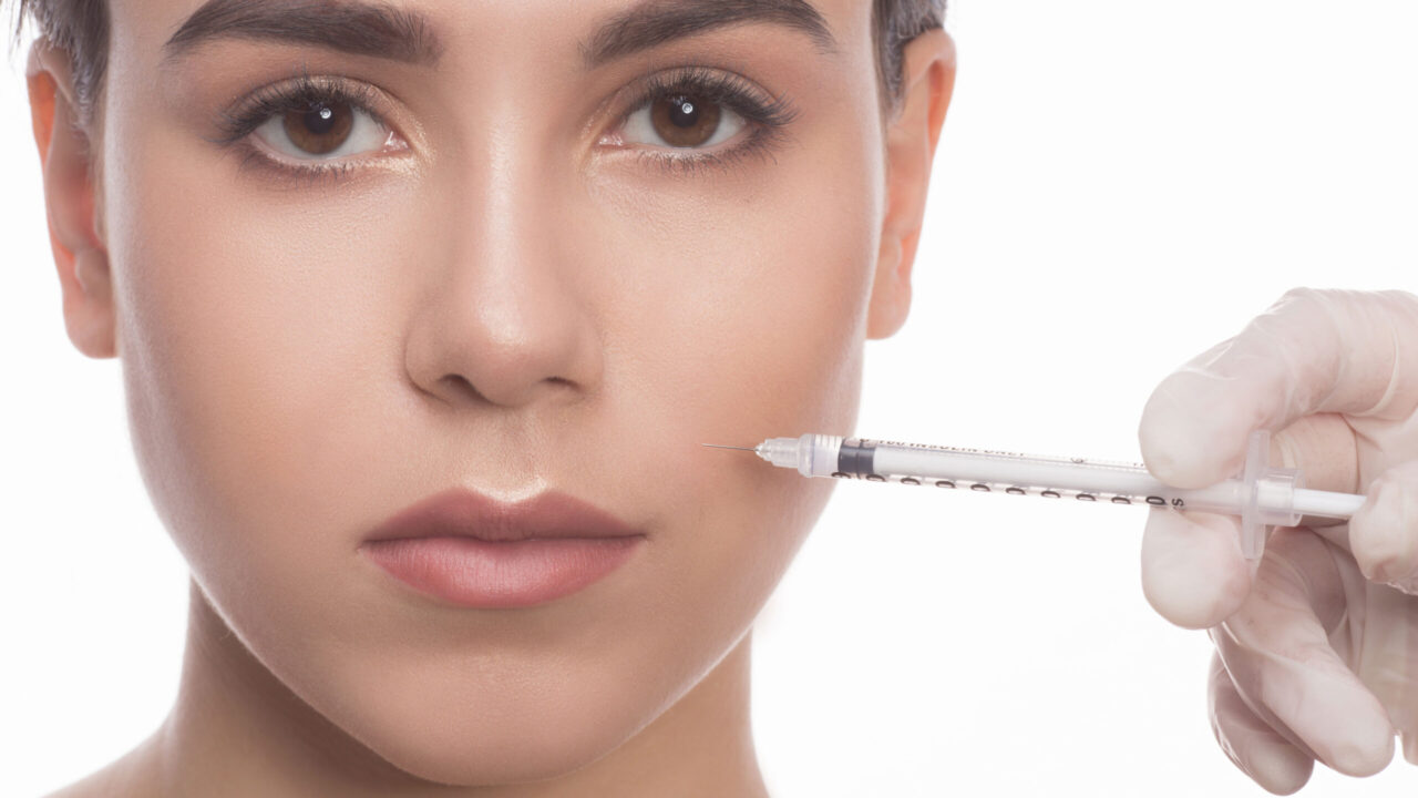 Polynucleotide erobern die Beauty-Welt – und das aus gutem Grund. Auf sonrisa gibt es im FAQ durch den Profi alle Informationen über diese revolutionäre Hautbehandlung.