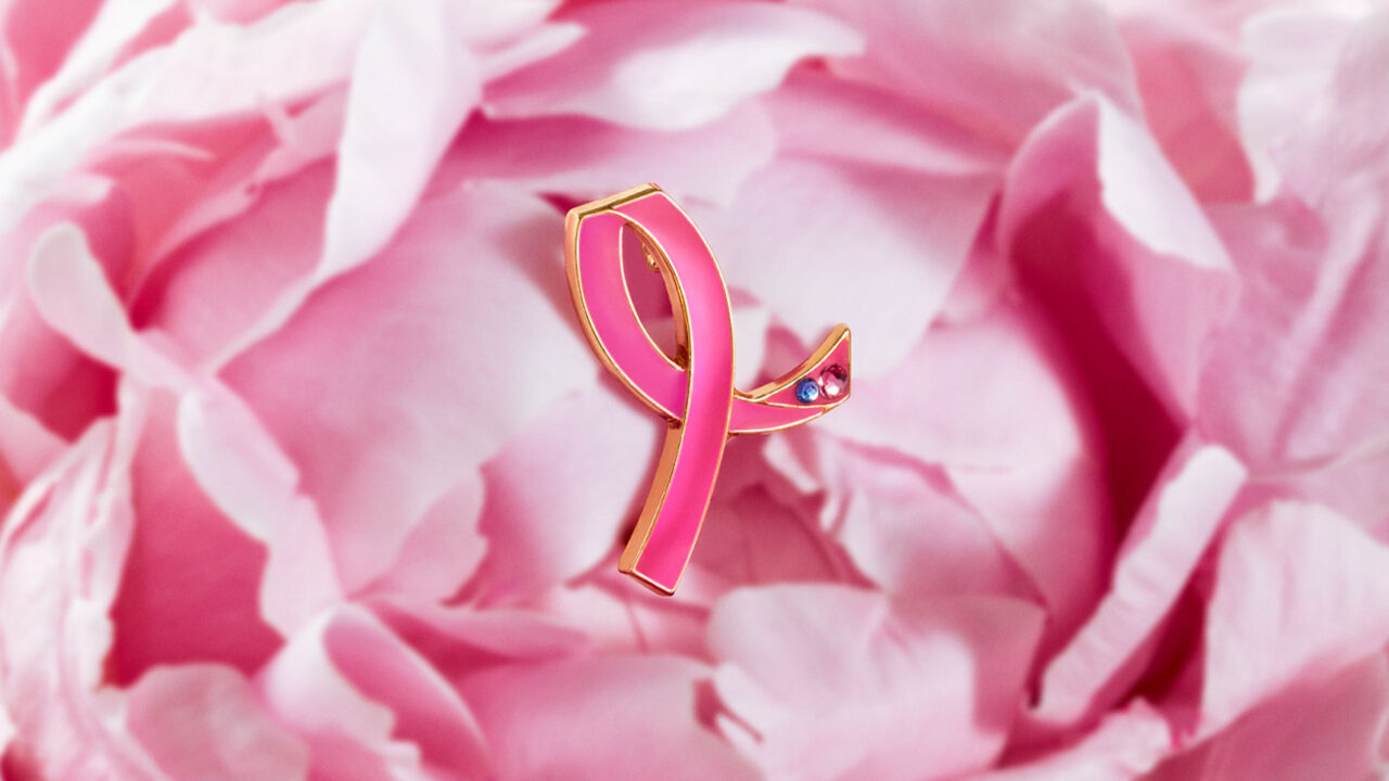 Die Pink-Ribbon-Kampagne 2024 steht wiederum für den weltweiten Kampf gegen Brustkrebs. Auf sonrisa erfährst Du, wie Du durch die Aktionen Roll for Pink und den Charity-Sale aktiv helfen kannst.