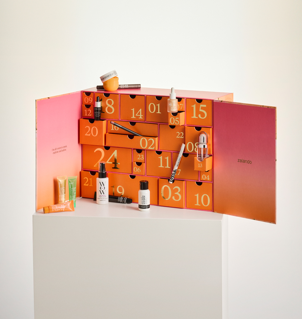 Nimm teil an der grossen Beauty-Verlosung auf sonrisa und gewinne den limitierten Adventskalender von Zalando Beauty im Wert von über 500 CHF. Jetzt kommentieren und doppelte Gewinnchancen sichern!