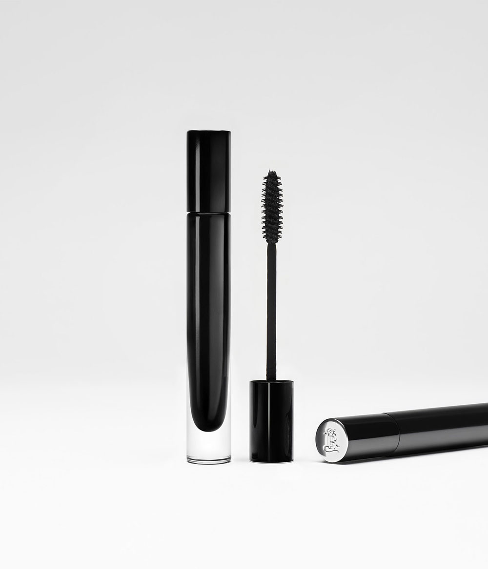 Schluss mit der Qual der Wahl: Expert:innen, Creators und Profis verraten ihre Mascara-Favoriten für Volumen, Länge und perfekten Schwung. Fehlkäufe? Sind damit Geschichte!