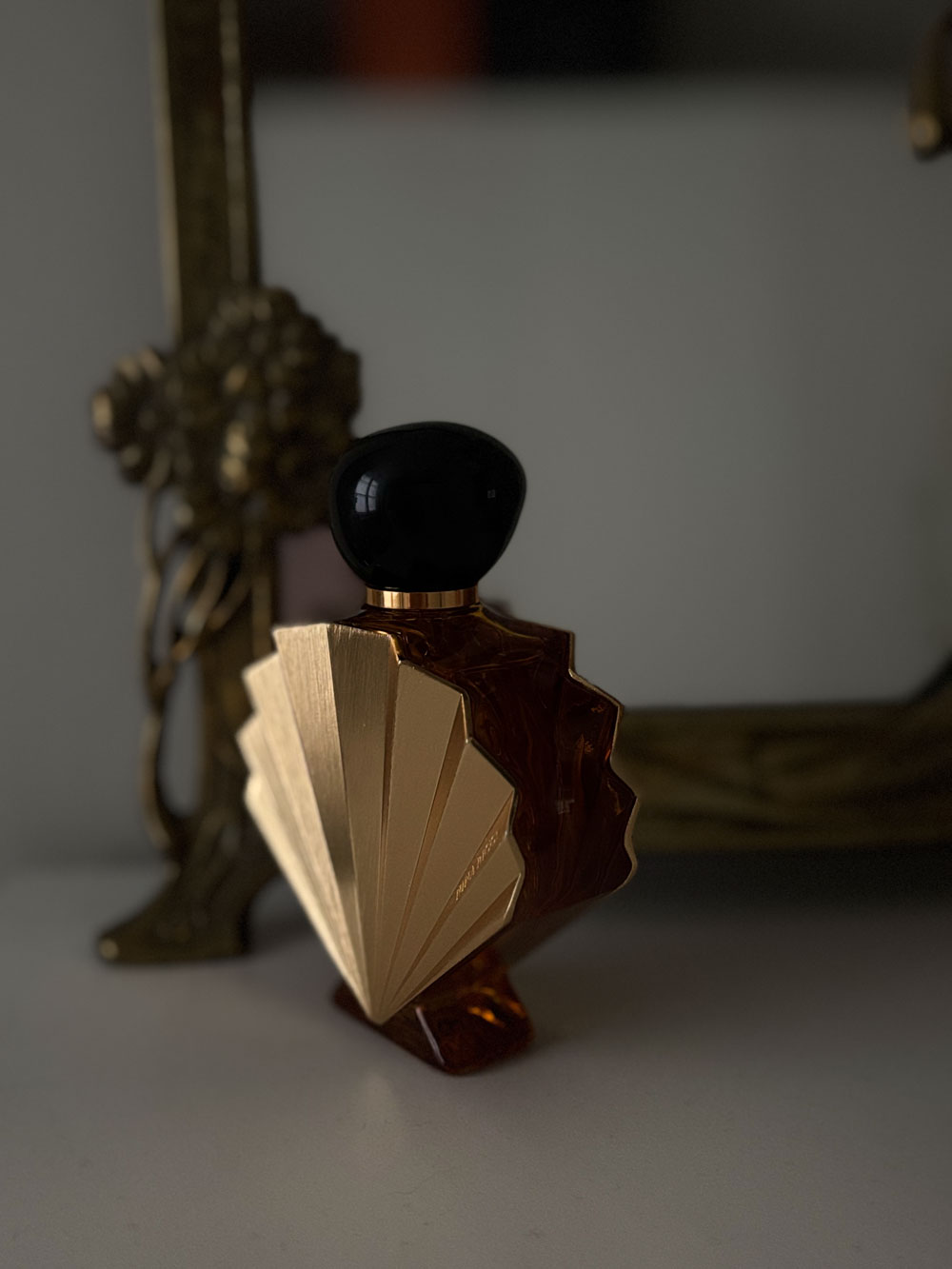 Die Parfumwelt ist begeistert: sonrisa weiss, warum Vénus von Nina Ricci als neuer Kultduft gehandelt wird – inklusive Testbericht und Hintergründen.