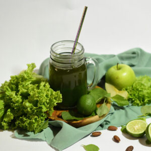Detox-Produkte boomen jedes Frühjahr – doch was bringt’s wirklich? Zwei Expertinnen erklären, wie unser Körper entgiftet, ob Intervallfasten sinnvoll ist und welche Detox-Methoden mehr schaden als nützen.