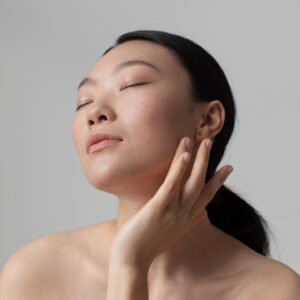 Fermentierte Wirkstoffe, KI-Hautanalysen & mehr: K-Beauty ist gekommen, um zu bleiben und sonrisa zeigt Dir, welche Innovationen 2025 dominieren werden.