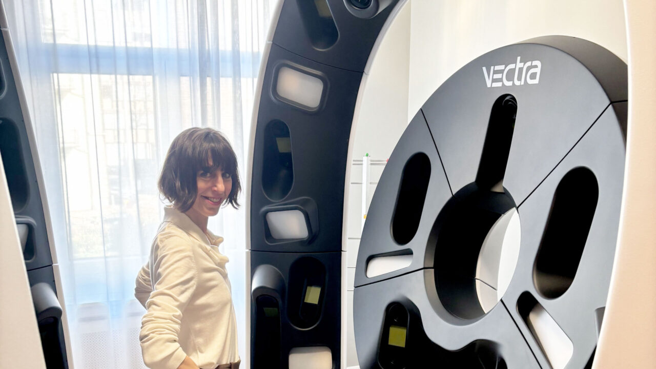 Der Vectra 360° gilt als das fortschrittlichste Hautscreening-Gerät und als beste Präventionsmassnahme gegen Hautkrebs. Doch wie gut ist es wirklich? Mein Selbsttest auf sonrisa verrät es.