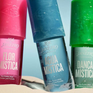 Sol de Janeiro sorgt mit drei neuenk, limitierten Perfume Mists für ein echtes Sommer-Revival. Warum die Düfte Erinnerungen wecken, was drinsteckt – und wie du eine exklusive Duft-Sammlerbox gewinnen kannst, erfährst Du auf sonrisa.