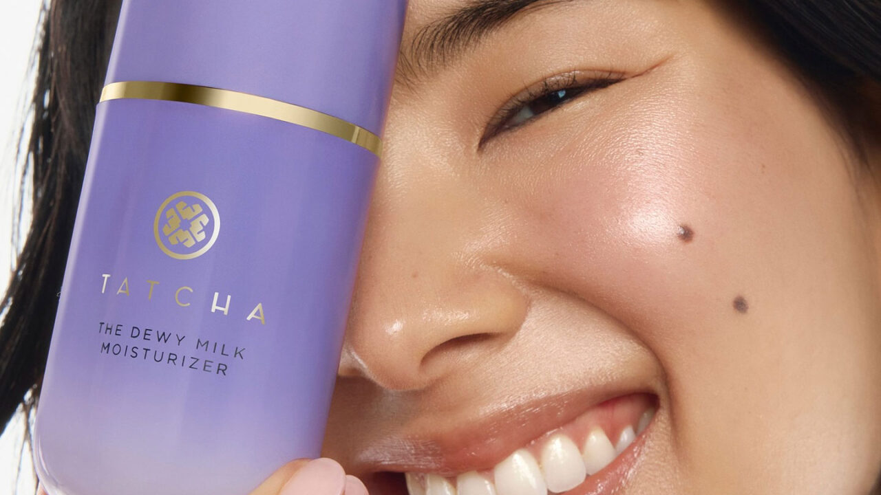 Breaking News für Beauty-Fans: Tatcha, die Kultmarke für Hautpflege mit japanischen Ritualen und moderner Wissenschaft, gibt es jetzt exklusiv bei Sephora Schweiz.