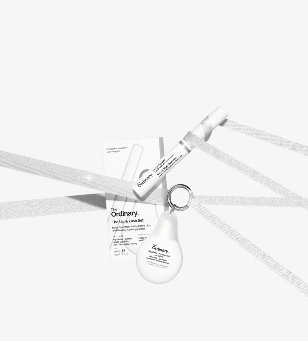 Von Joli Rouge Lippenstiften bis zum Soul & Body Set von Babor: In der Serie "Schöner Schenken" auf sonrisa git es eine Auswahl der besten Geschenk-Sets, die auch noch knapp vor der Bescherung erhältlich sind und garantiert gut ankommen.