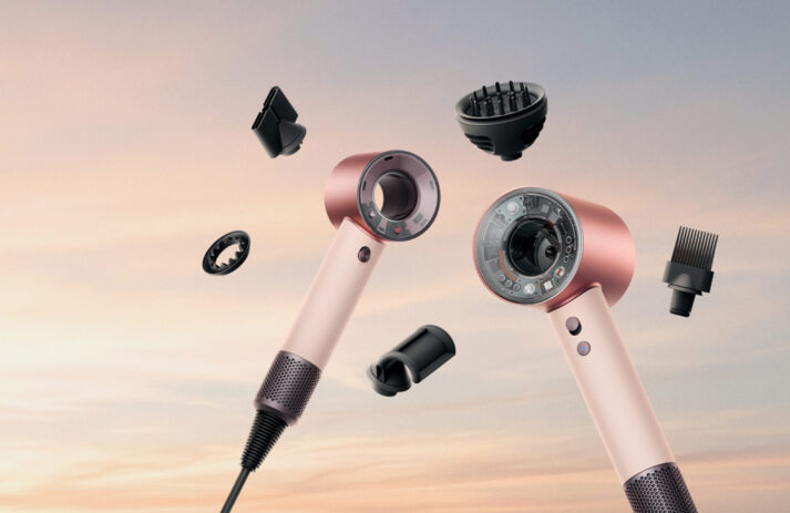 Auf sonrisa geht es um den neuen Dyson Supersonic Travel und warum der kompakte Hair Dryer in der Beauty-Szene als potenzielles Must-have für Reisen diskutiert wird.